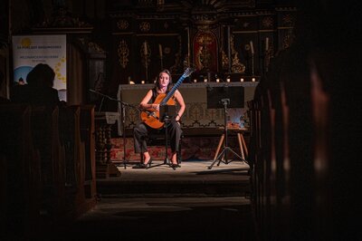 Ester Pavlů, Barbora Kubíková 