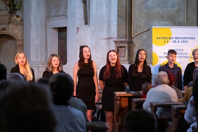 za-poklady-broumovska-2025-koncert-studentu-zus-broumov-foto-sara-e-valaskova-37.jpg