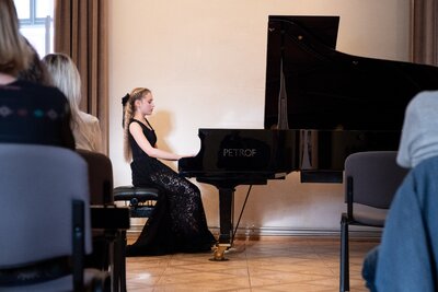 Za-poklady-broumovska-nora-lubbadova-vladimir-kuzelka