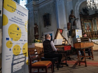 Vojtěch Spurný, Ondřej Bernovský