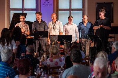 Za poklady Broumovska: JAZZ ON SCREEN / Sólisté THE LOOP JAZZ ORCHESTRA