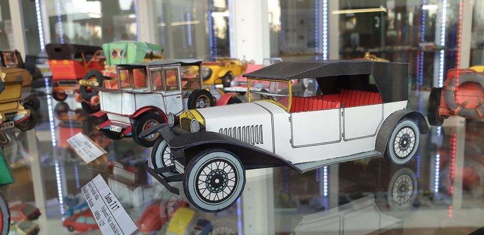Muzeum papírových modelů 02