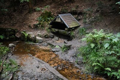 Hlavňov, Setonova studánka