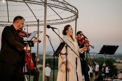 Michaela Katráková a Cimbálová muzika Milana Broučka