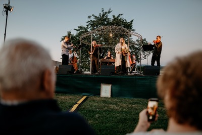 Michaela Katráková a Cimbálová muzika Milana Broučka