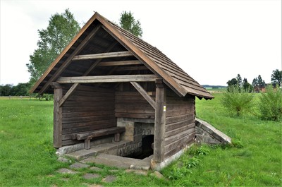 Haltýř v Bezděkově