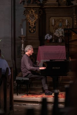 Matthias Kirschnereit