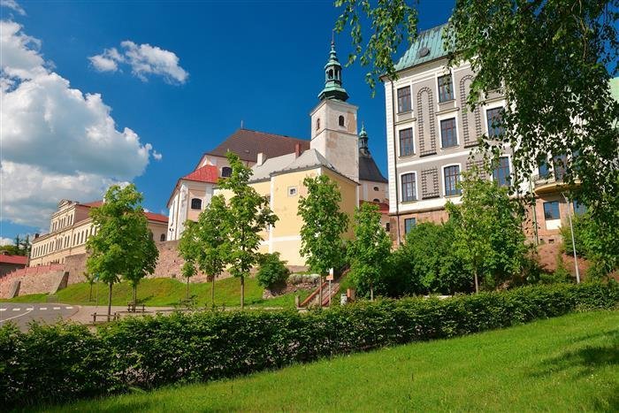 KOSTEL SV. PETRA A PAVLA