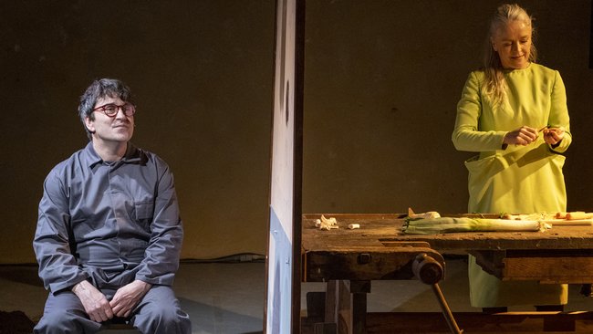 Saša Rašilov a Lucie Trmíková přivezou do Broumova divadelní představení o životě básníka Jana Zahradníčka