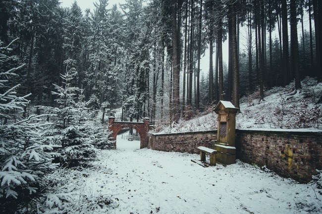 Křížová cesta se Soudní bránou
