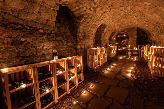 Degustace zahraničních vín v Benediktinských sklepích