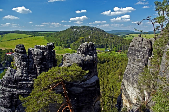 DEN 1. Adršpašské skály