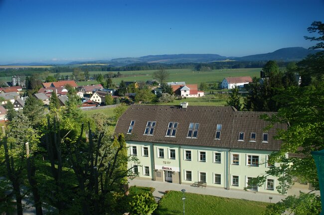 150 let od založení Základní a Mateřské školy v Bezděkově nad Metují