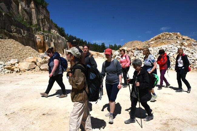Kámen a voda v Polické křídové pánvi