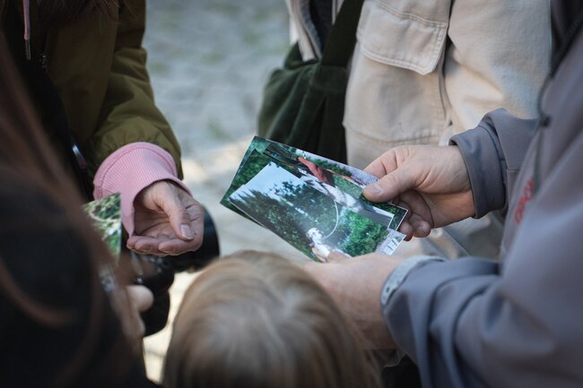 Workshop v ulicích města: Zvěčněné venčení – papírotisk