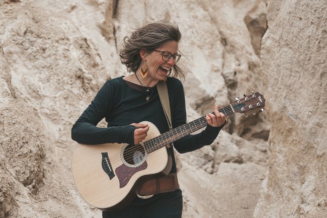 Koncert ArtCafé Open air: Marie Tilšarová a Kdo Jsme My