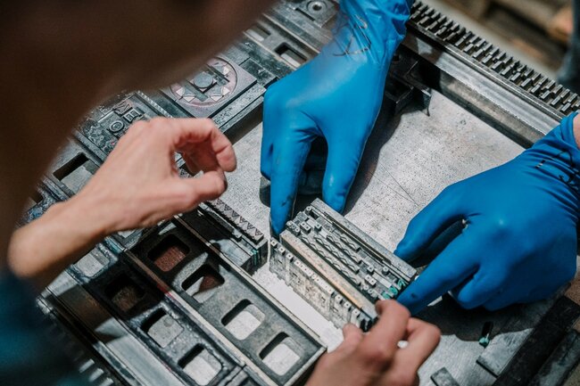 Knihařská dílna studia UPUPAEPOP: Tvorba grafické knihy 