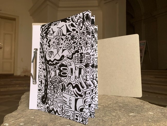 Sobotní ateliér: Výroba desek a skicáku pro „malé velké“ výtvarníky